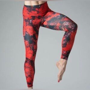 NWOT AGSTRACT Apparel Red and Black Leggings Size XS